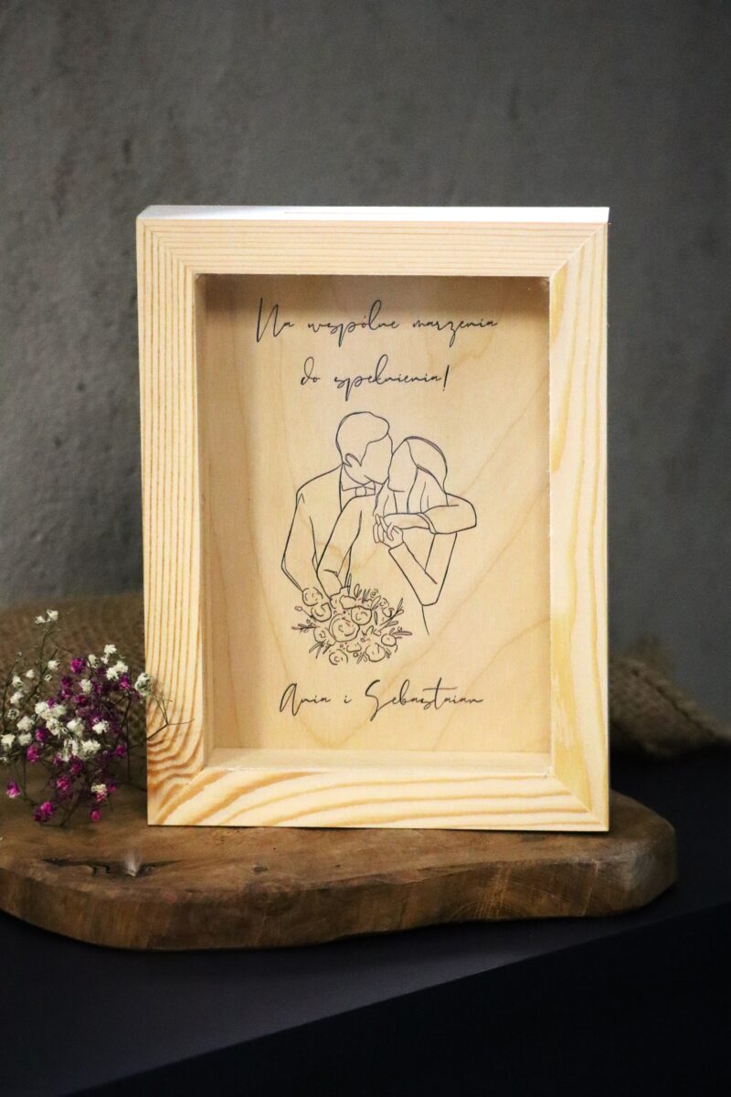 Personalizowana drewniana skarbonka z życzeniami na Ślub