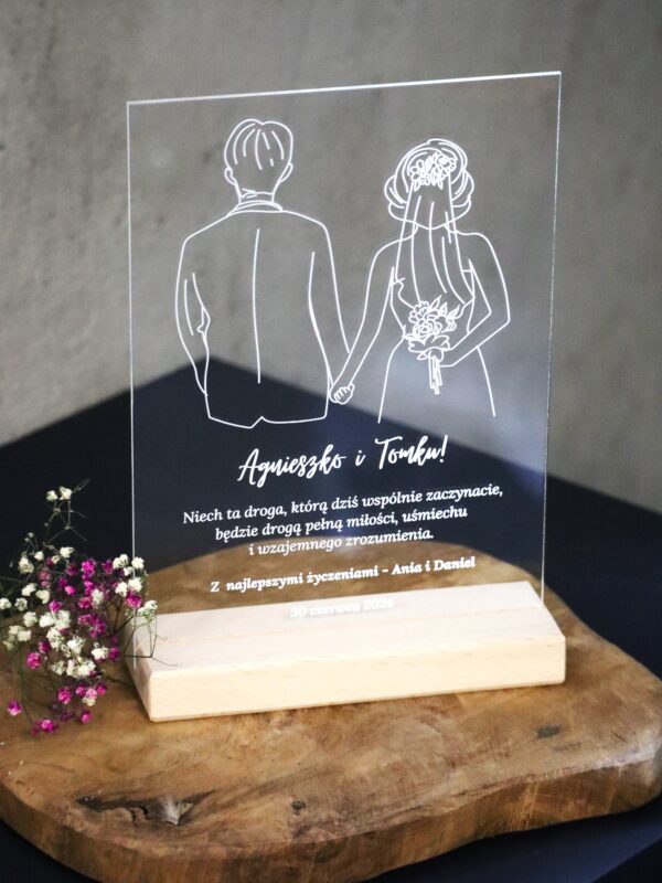 Elegancka statuetka dla Pary Młodej