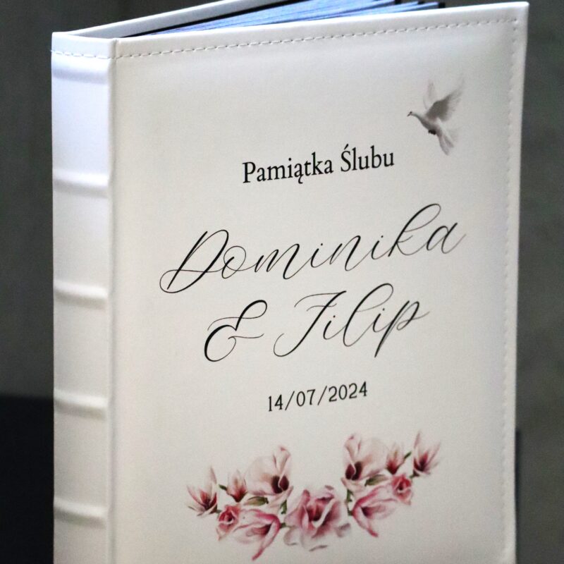 Pamiątkowy album ślubny