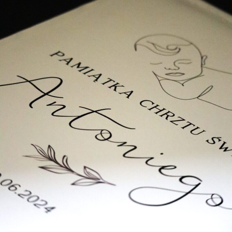 Pamiątkowy album na zdjęcia z Chrztu Świętego z dedykacją
