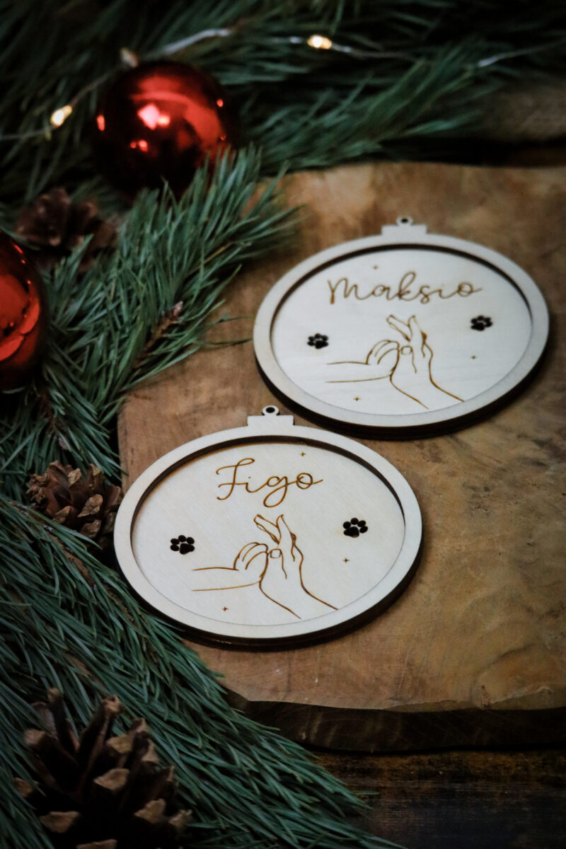 Bombka z imieniem pupila