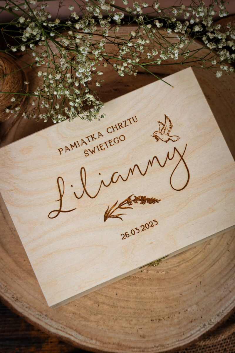 Szkatułka z przegródkami na Chrzest Święty