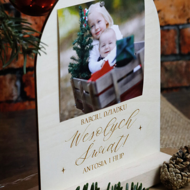 Półokrągła świąteczna ramka na zdjęcie z podstawką