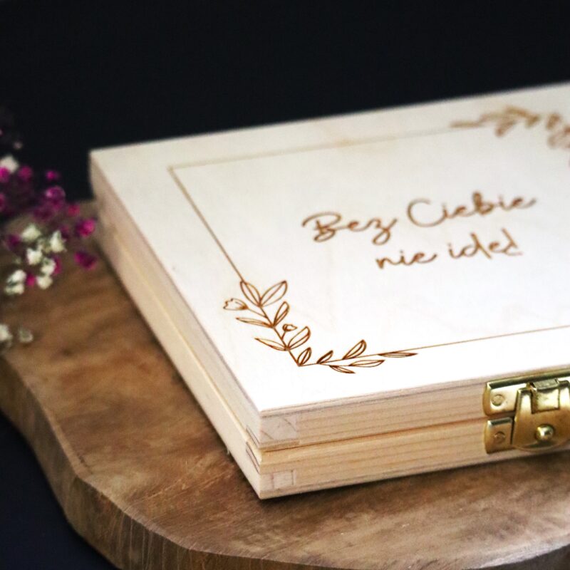 Prośba o świadkowanie w formie pudełka ze zdjęciem