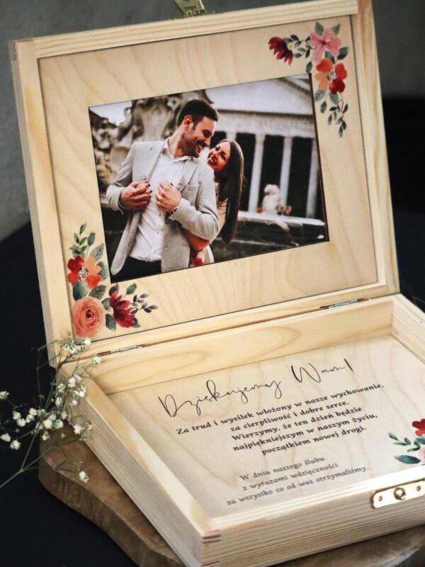 Podziękowania ślubne w formie pudełka ze zdjęciem