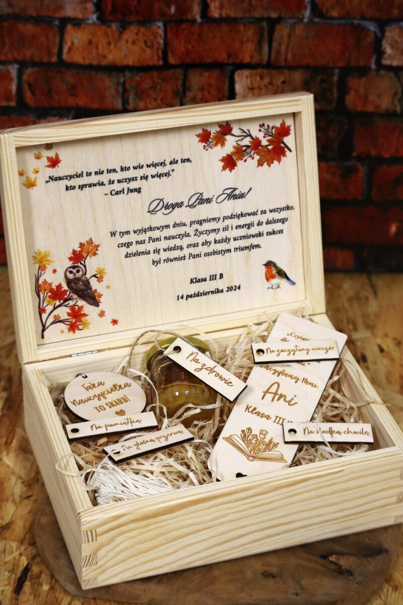 Szkatułka prezentowa dla nauczyciela