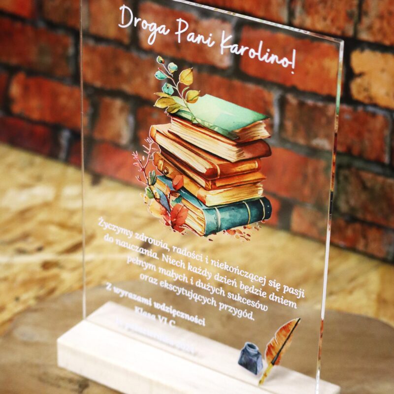 Statuetka z życzeniami dla nauczyciela