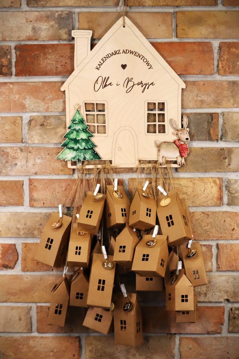 Kalendarz adwentowy Domek