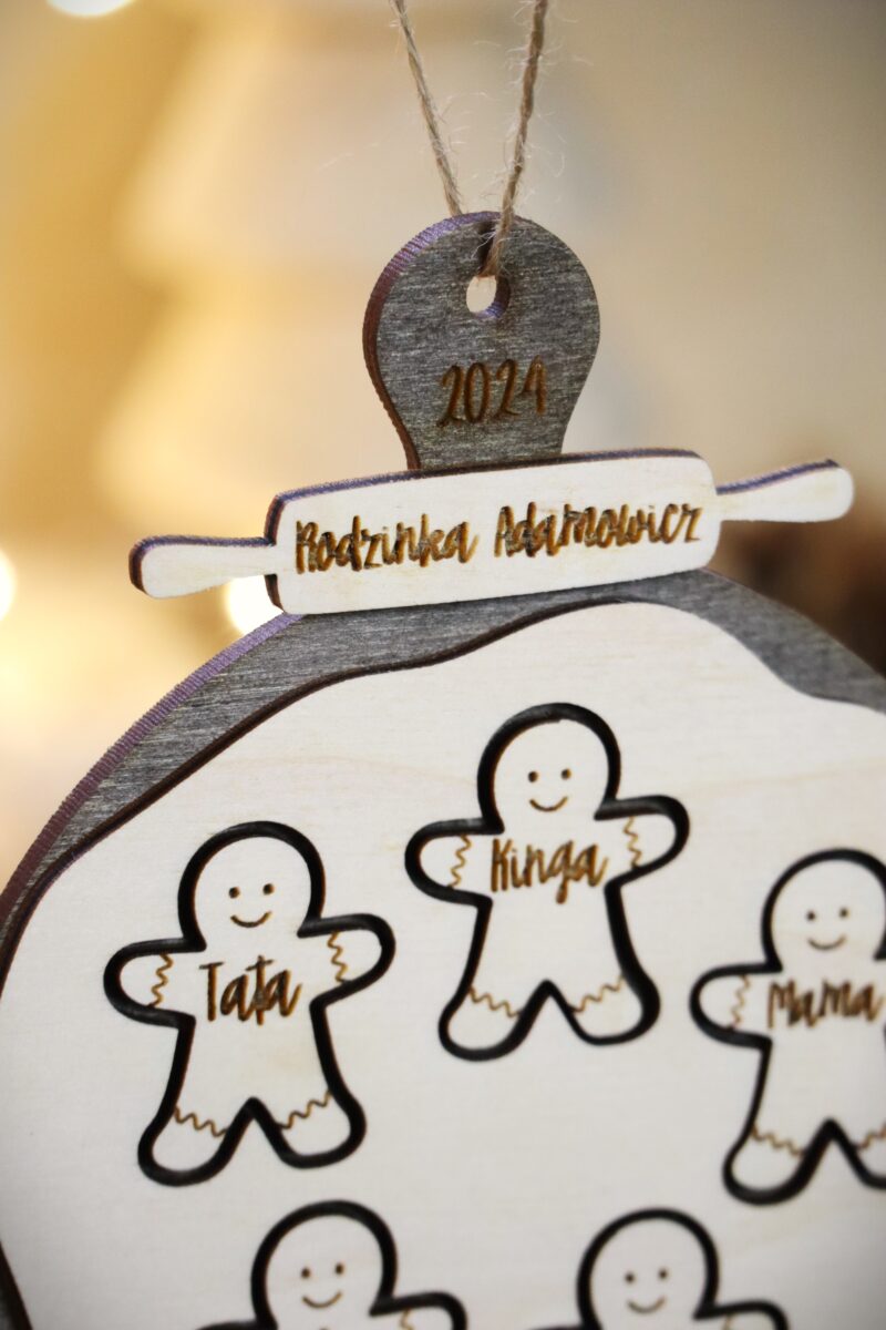 Bombka rodzinna Deska z pierniczkami