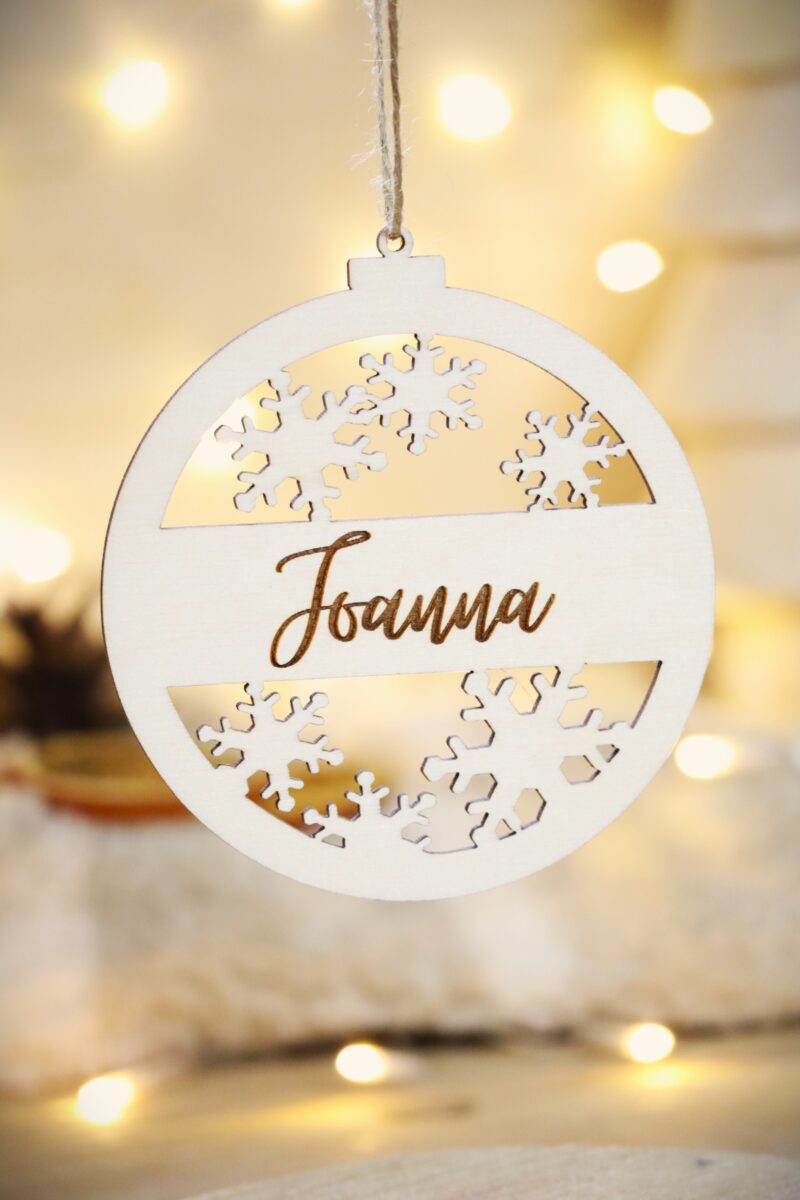 Bombka z imieniem Śnieżynki