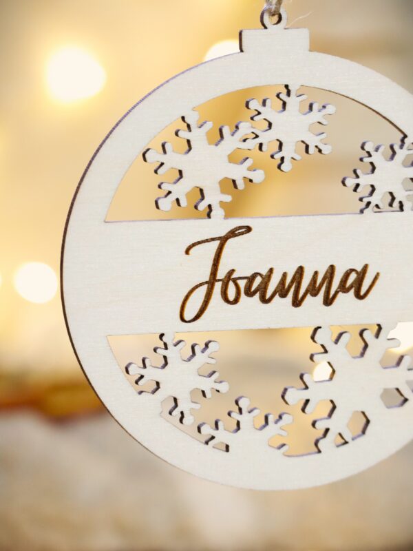 Bombka z imieniem Śnieżynki