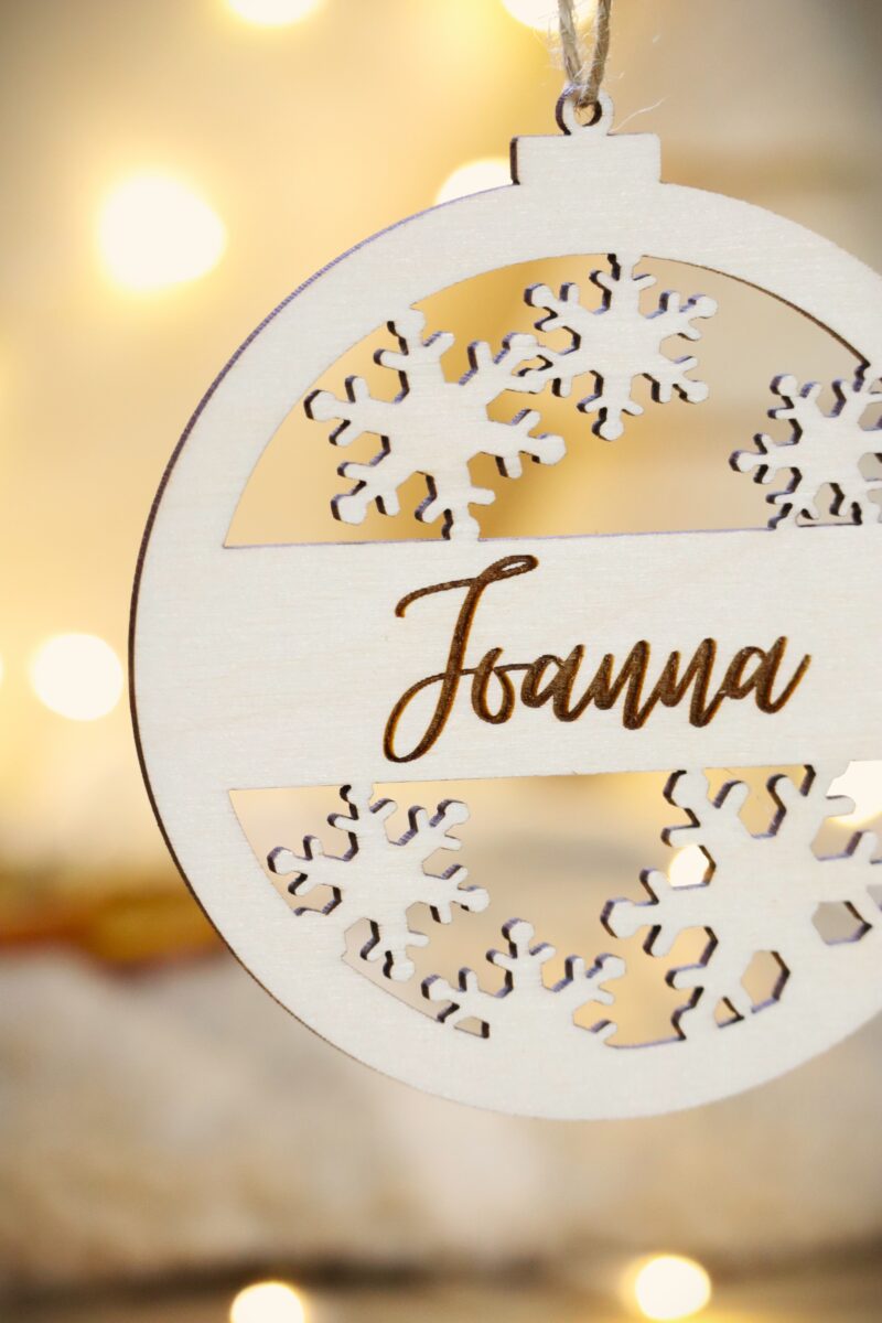 Bombka z imieniem Śnieżynki