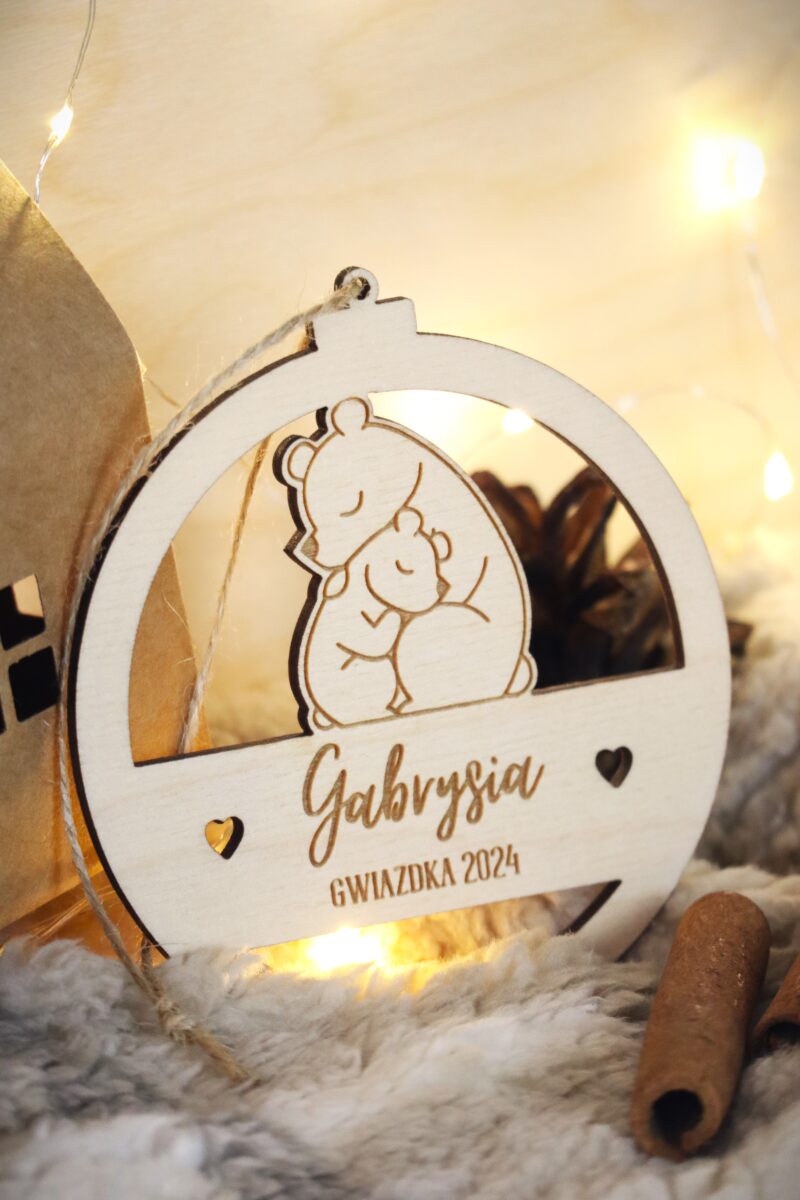 Bombka z imieniem Niedźwiadki