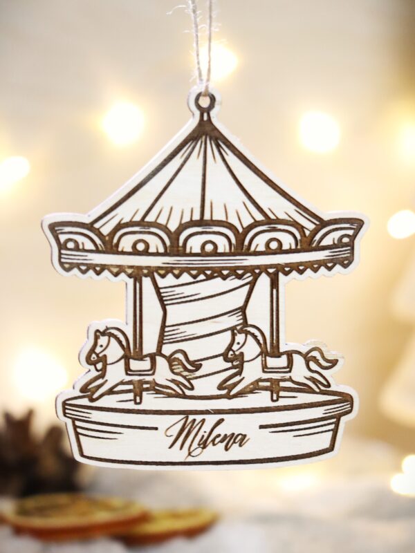 Bombka z imieniem Karuzela