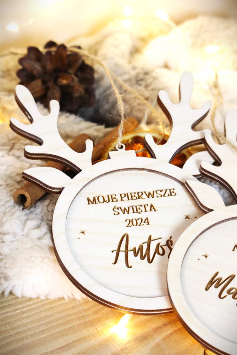 Duża bombka z uszami renifera