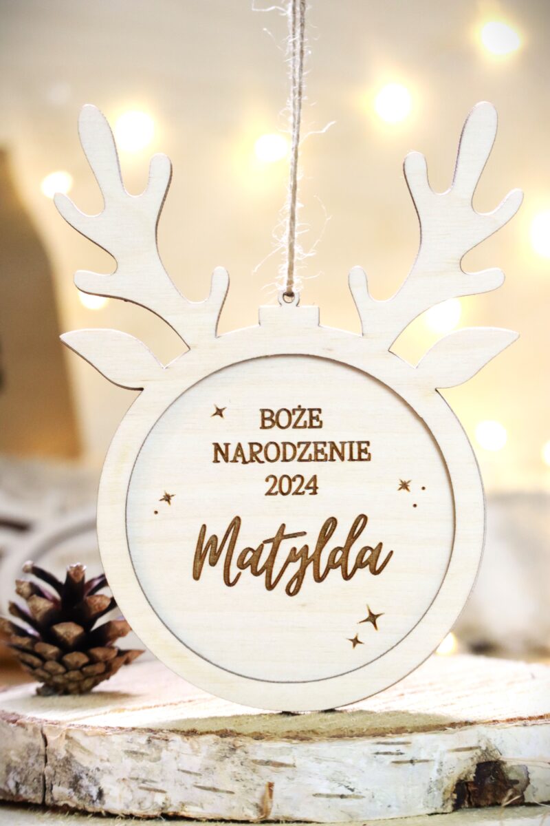 Duża bombka z uszami renifera