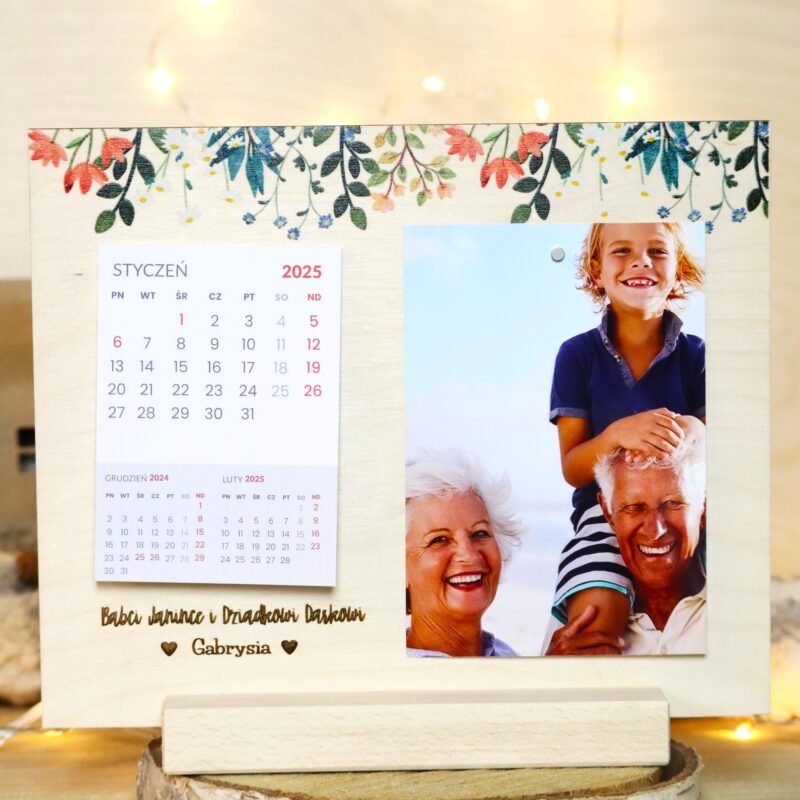 Tabliczka na podstawce z mini kalendarzem 2026 i zdjęciem