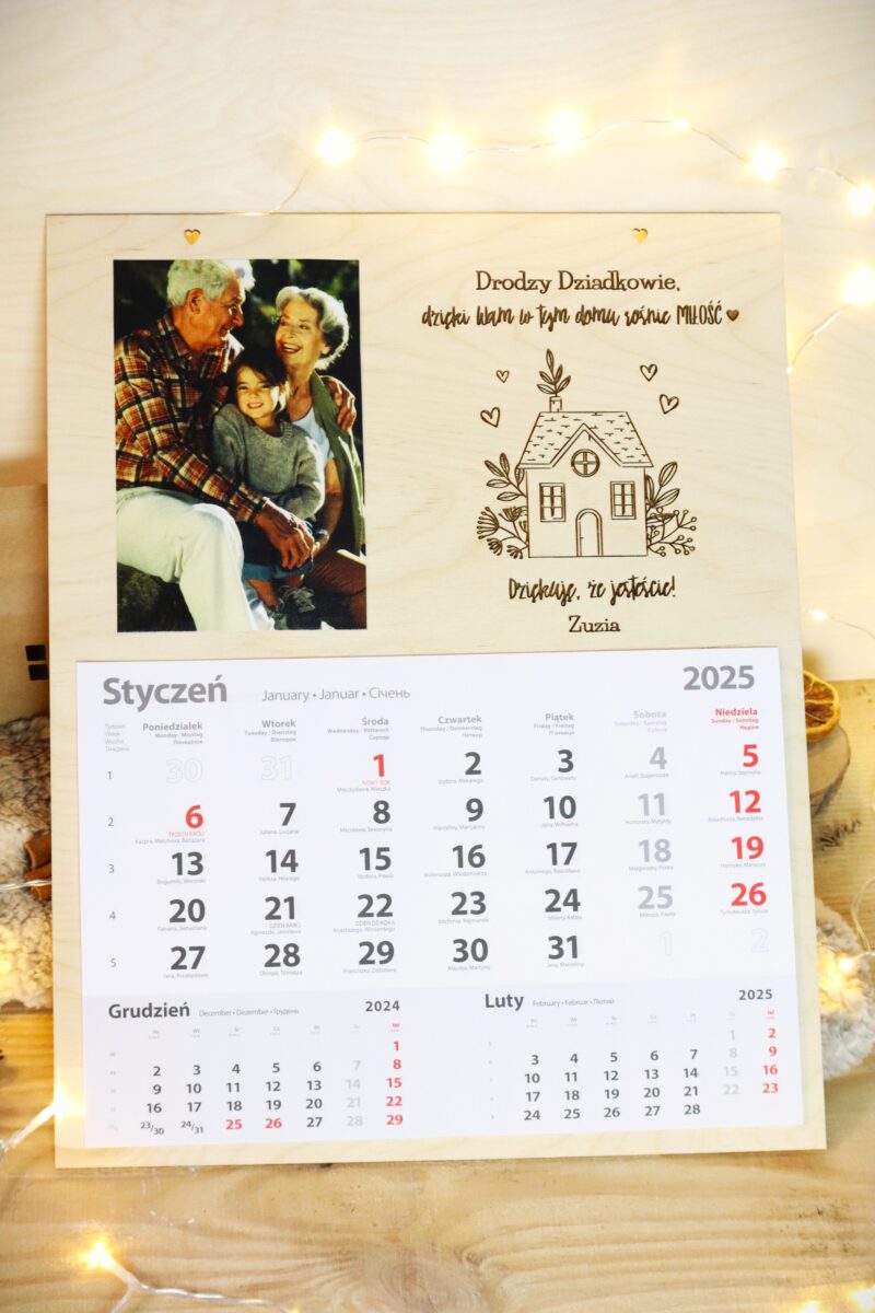 Kalendarz ścienny 2026 dla Dziadków ze zdjęciem Domek