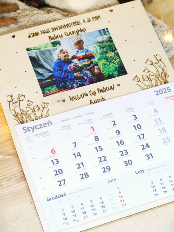 Kalendarz ścienny 2026 dla Dziadków ze zdjęciem Tulipany