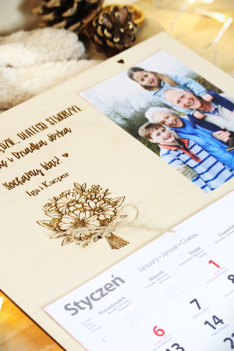 Kalendarz ścienny 2026 dla Dziadków ze zdjęciem Bukiet kwiatów