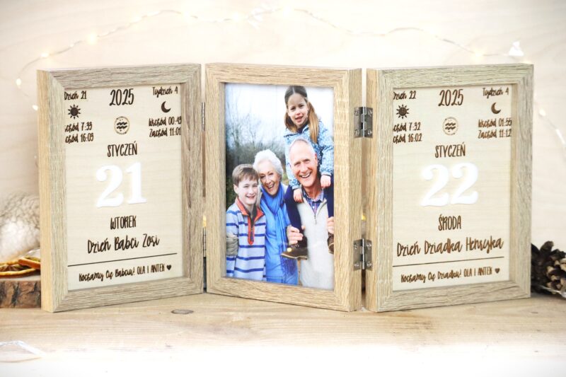 Potrójna ramka z kartką kalendarza 2026 dla Dziadków
