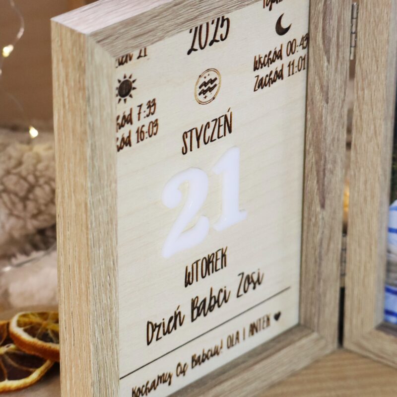 Podwójna ramka z kartką kalendarza 2026 dla Dziadków