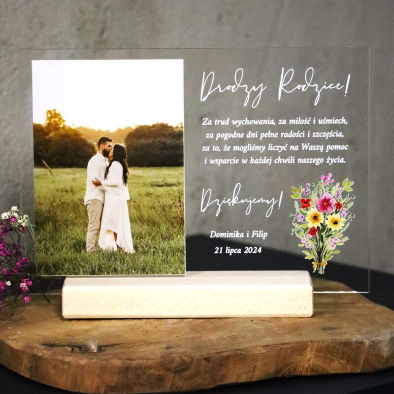 Podziękowania ślubne w formie statuetki ze zdjęciem