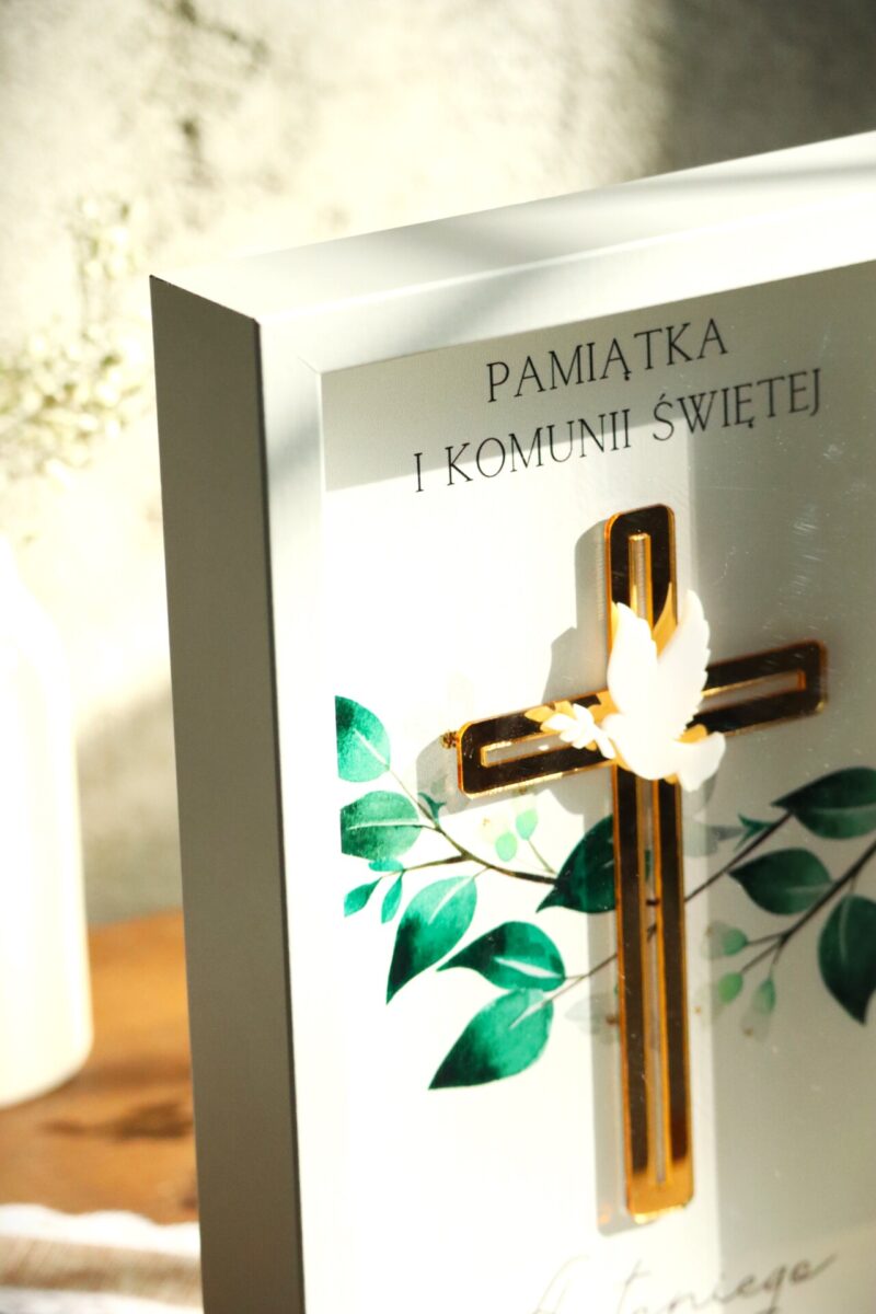 Pamiątka I Komunii Świętej Ramka 3D Krzyż z gołąbkiem