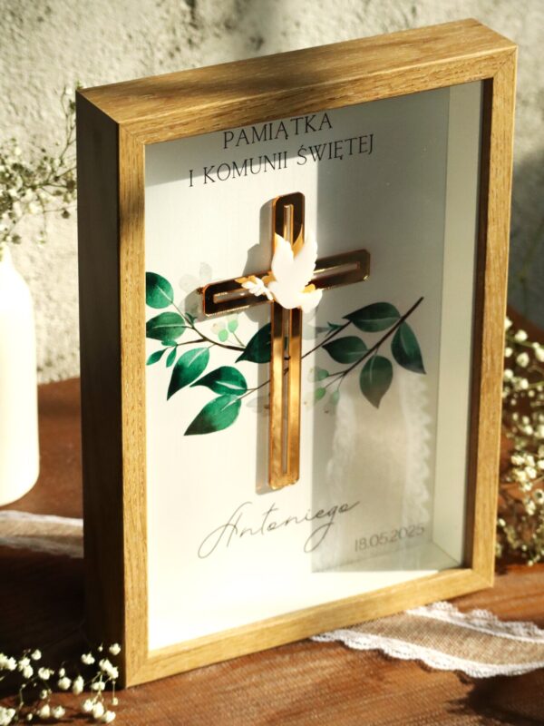 Pamiątka I Komunii Świętej Ramka 3D Krzyż z gołąbkiem