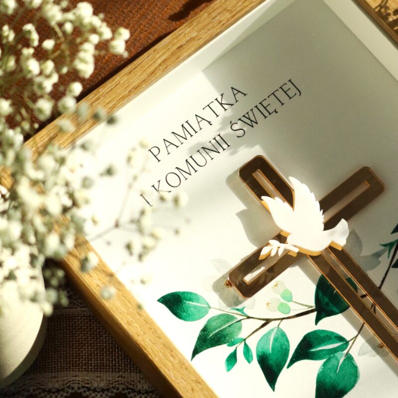 Pamiątka I Komunii Świętej Ramka 3D Krzyż z gołąbkiem