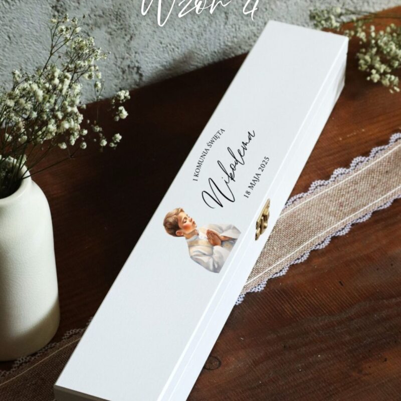 Białe pudełko na świecę komunijną lub gotowy zestaw ze świecą