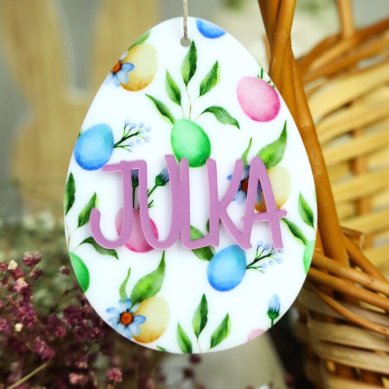 Kolorowa pisanka z imieniem plexi