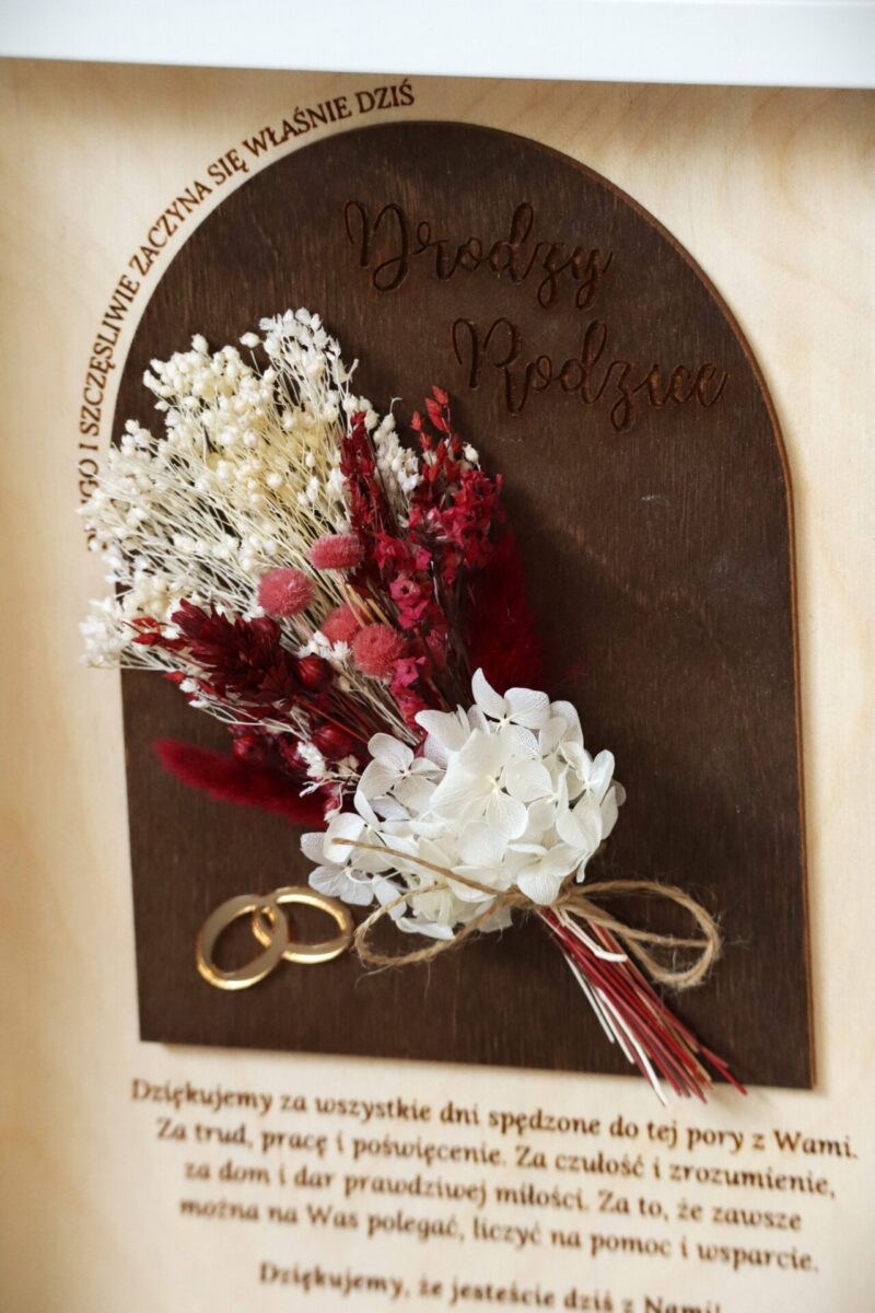 Podziękowania ślubne w formie ramki z suszonymi kwiatami