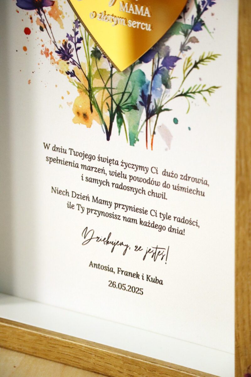 Ramka pamiątkowa dla Mamy ze złotym sercem