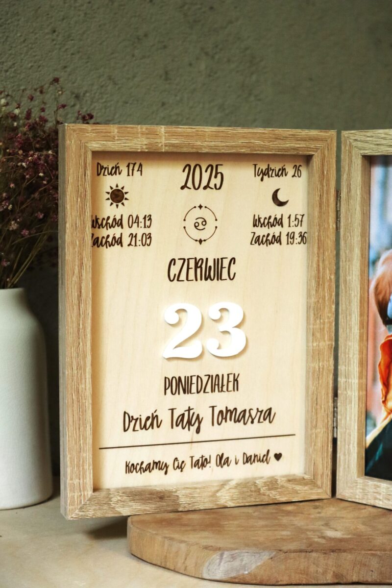 Podwójna ramka dla Taty z kartką kalendarza