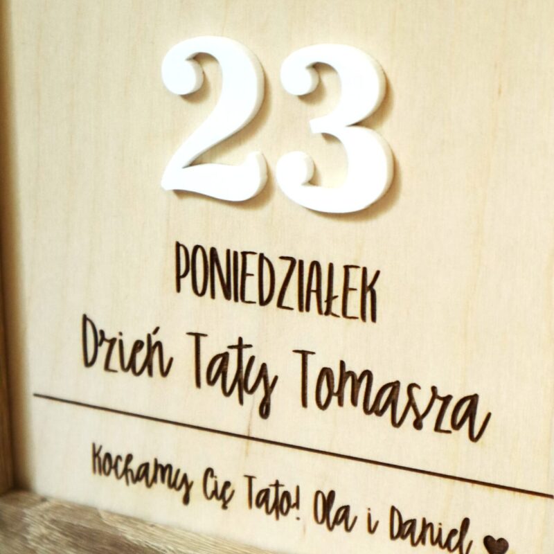 Podwójna ramka dla Taty z kartką kalendarza