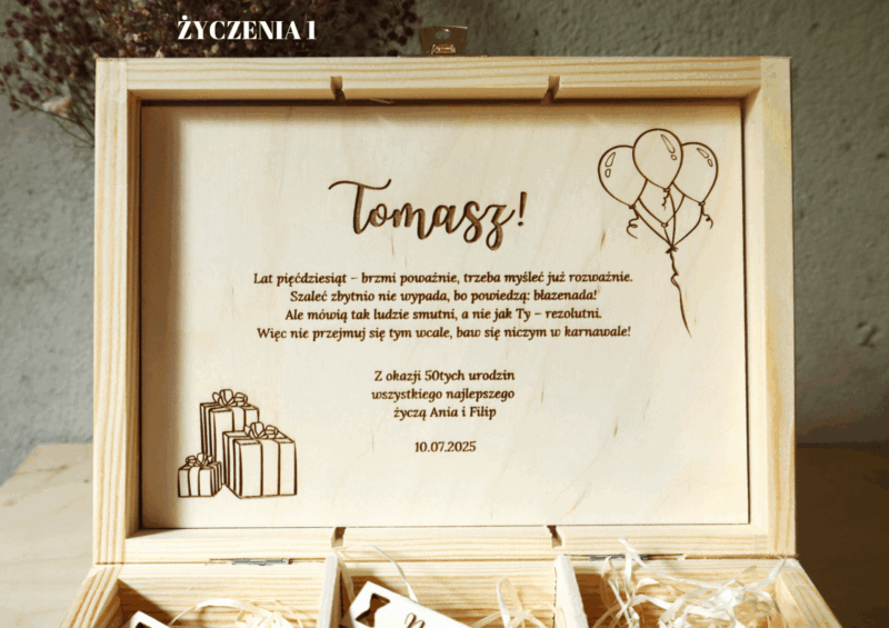 Pudełko urodzinowe z przegródkami