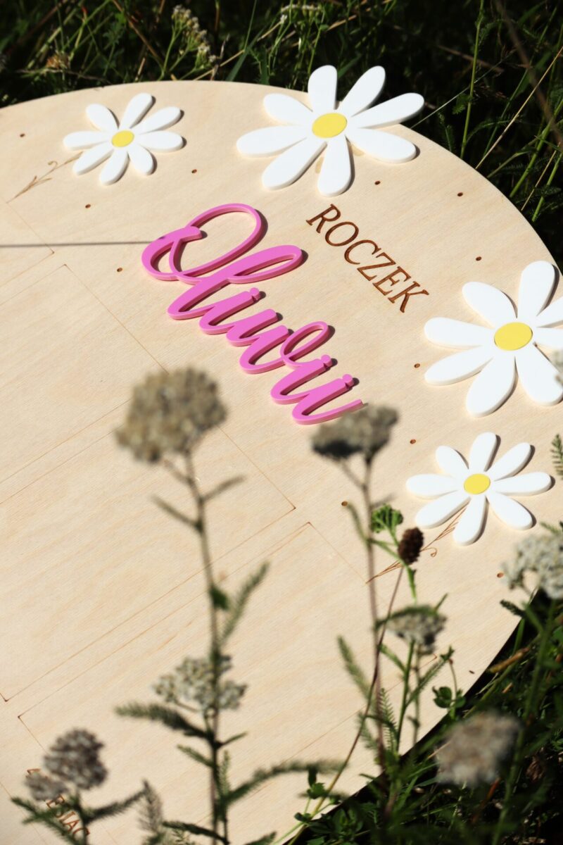 Półokrągła tablica roczkowa Stokrotki