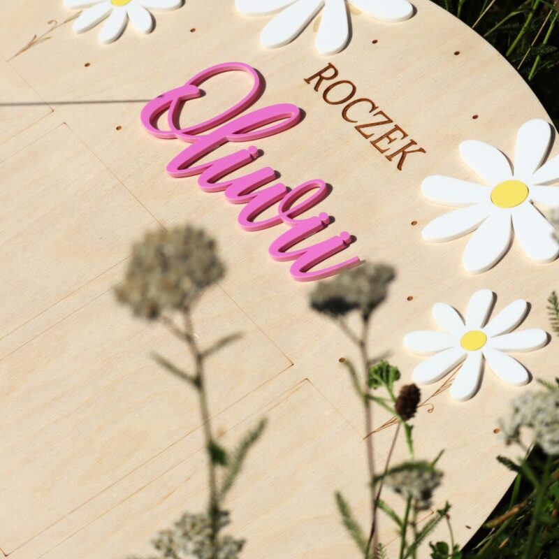 Półokrągła tablica roczkowa Stokrotki