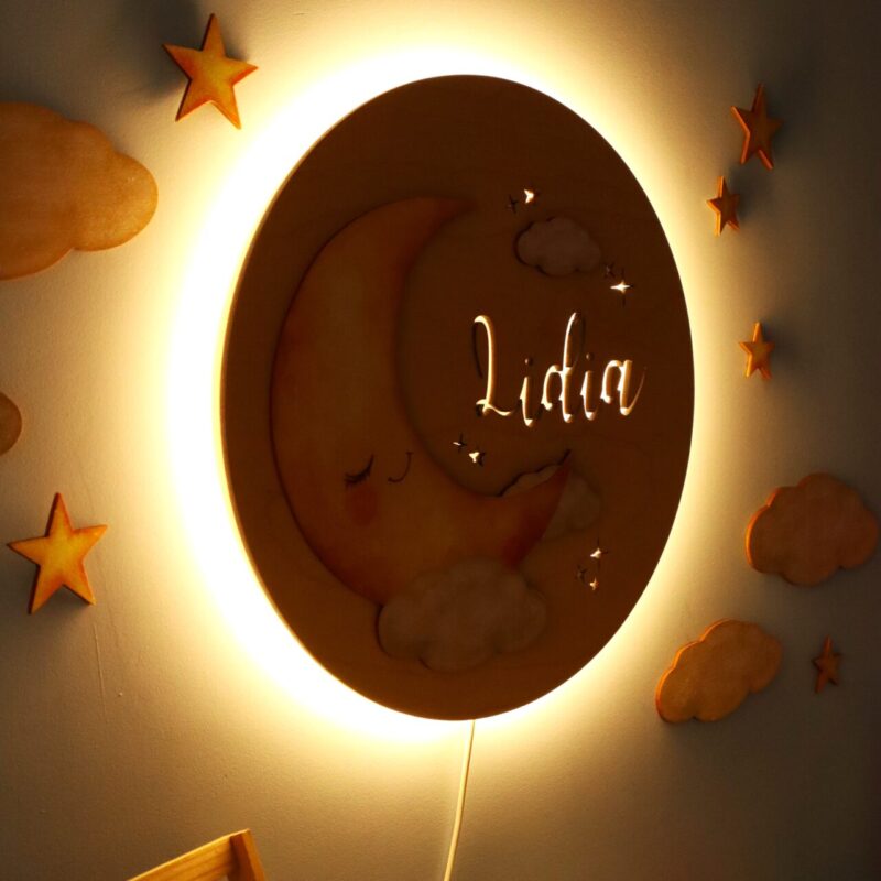 Lampka z imieniem Księżyc