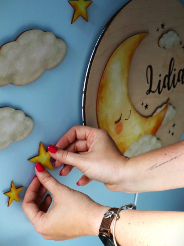 Zestaw dekoracyjnych chmurek i gwiazdek na ścianę