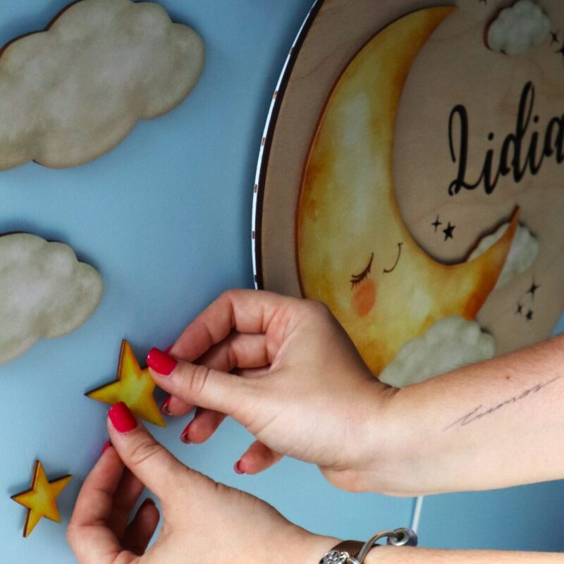 Lampka z imieniem Księżyc