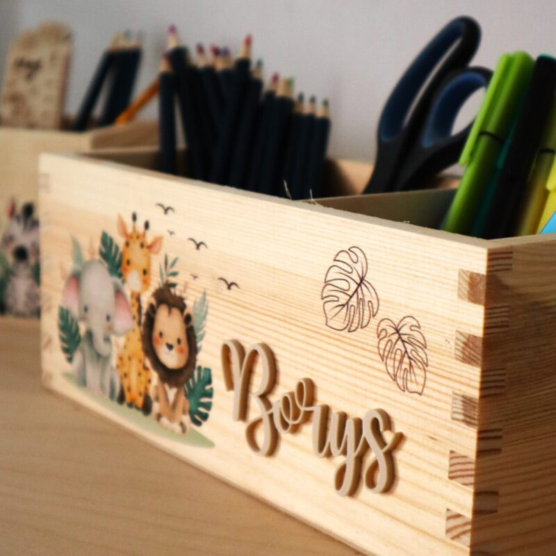 Zestaw organizerów na biurko z imieniem Safari