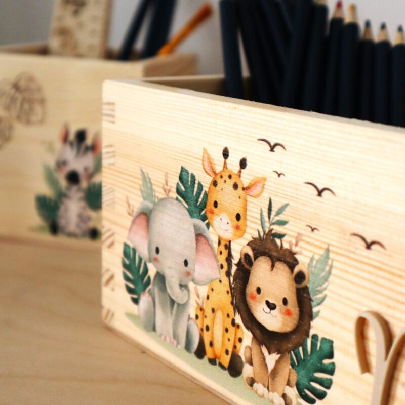 Zestaw organizerów na biurko z imieniem Safari