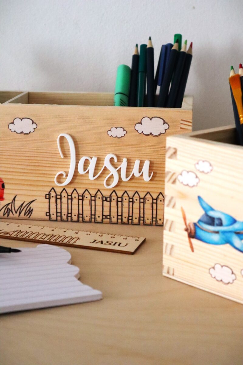 Zestaw organizerów na biurko z imieniem Pojazdy