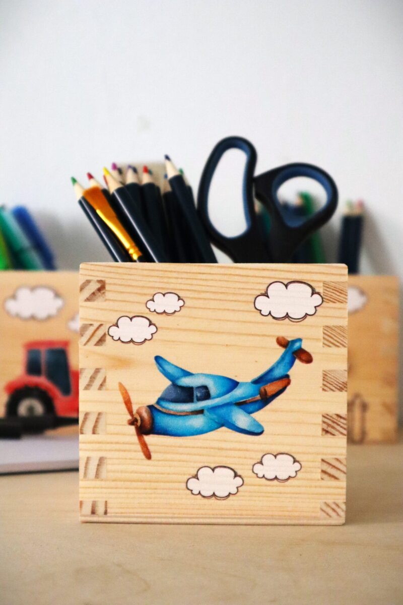 Zestaw organizerów na biurko z imieniem Pojazdy