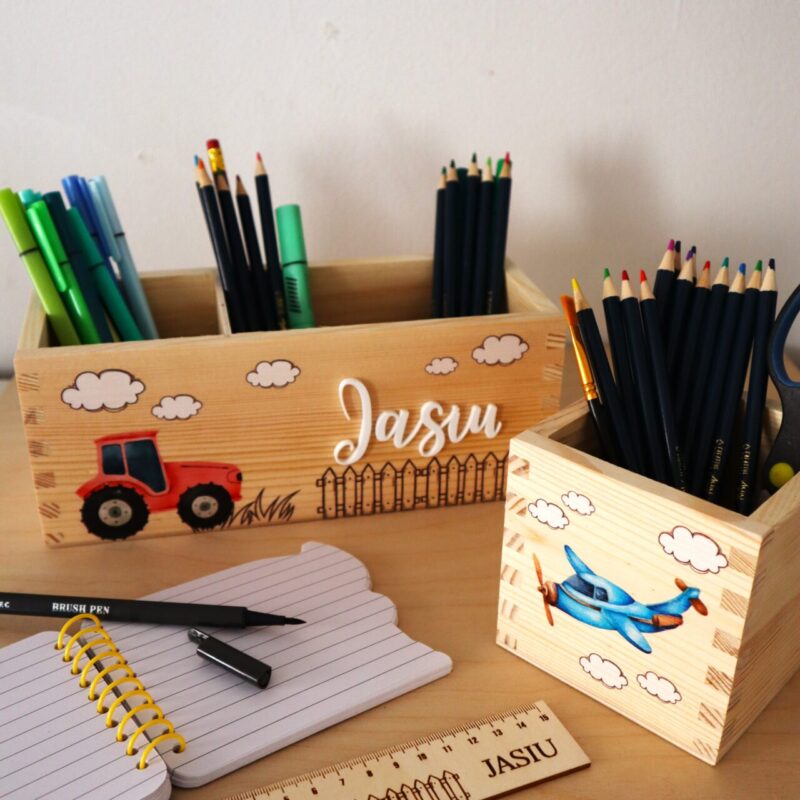 Zestaw organizerów na biurko z imieniem Pojazdy