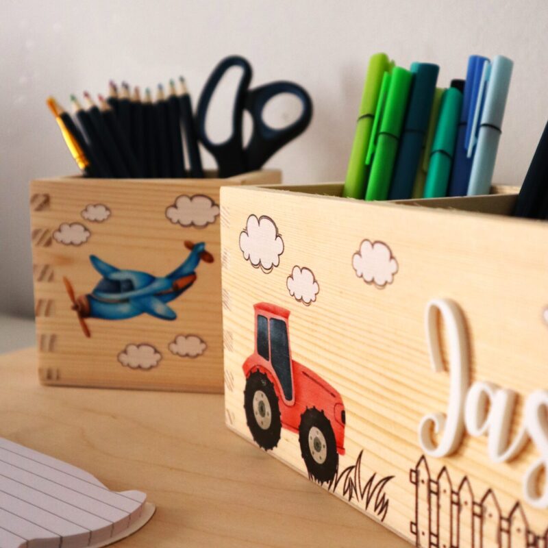 Zestaw organizerów na biurko z imieniem Pojazdy