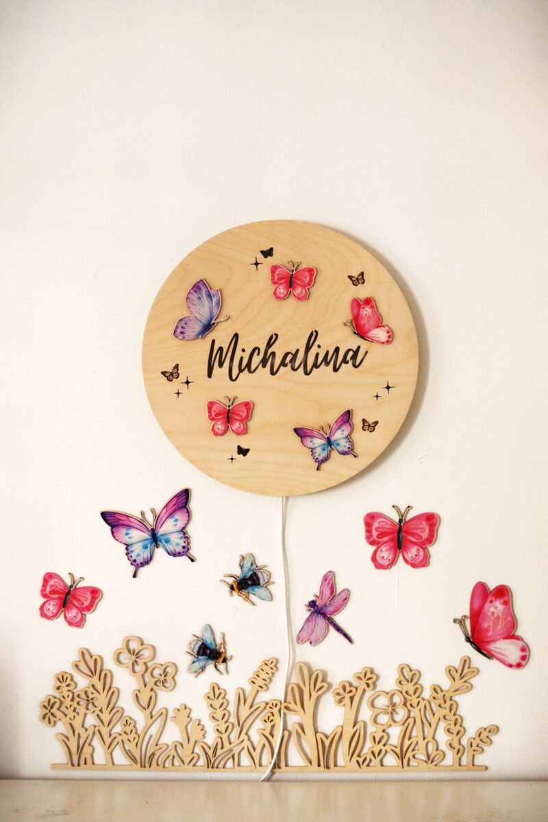 Lampka z imieniem Motylki