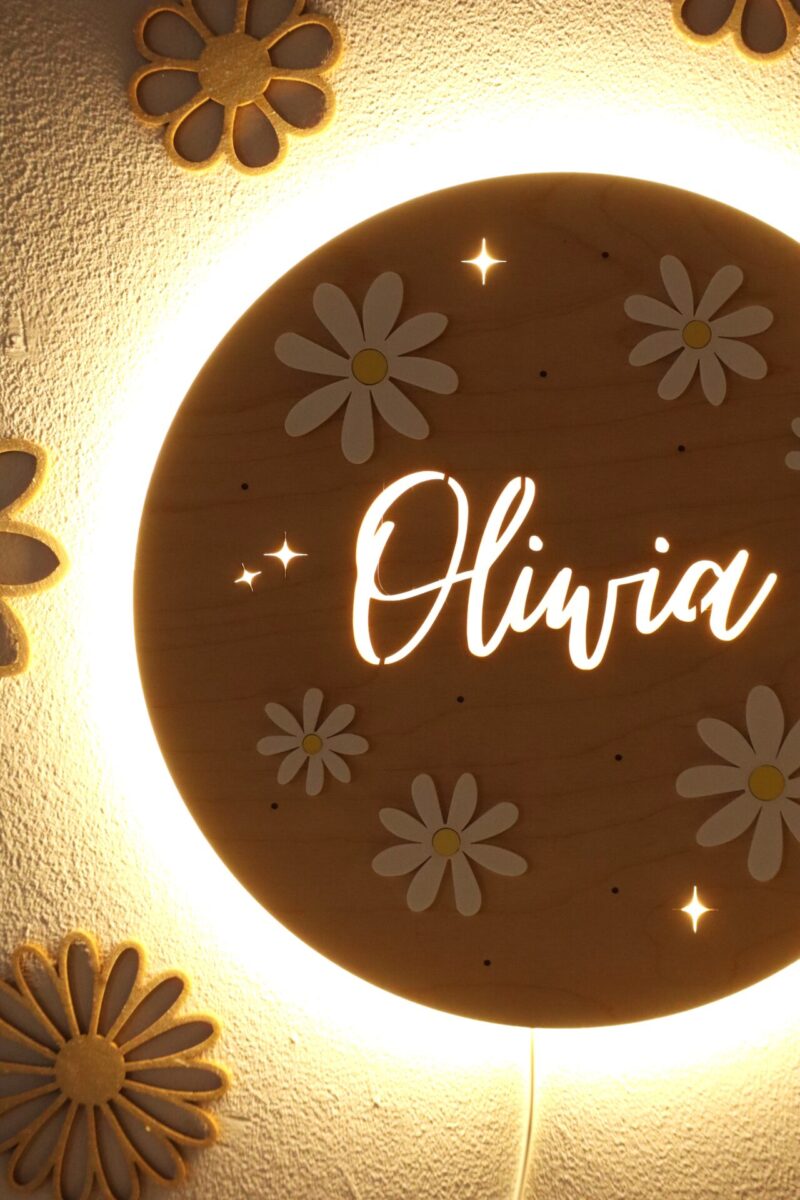 Lampka z imieniem Stokrotki